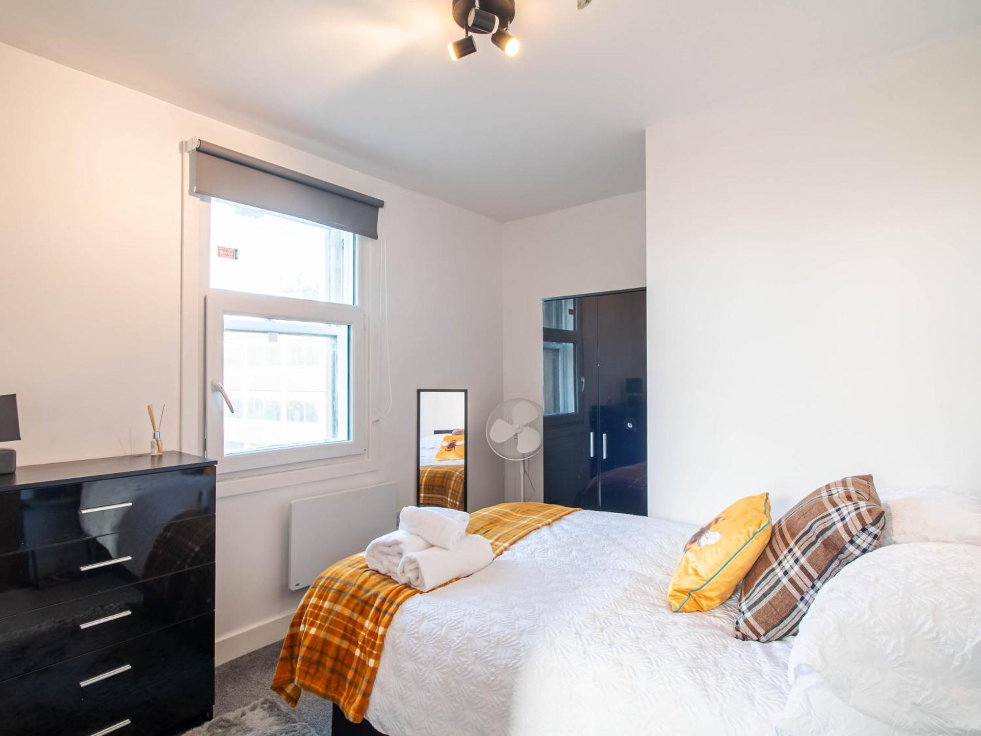 The Heart Of Huddersfield Hideaway Apartment Luaran gambar